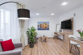 Old Town Apartments - B12